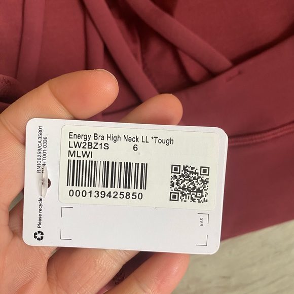 Lululemon Top NEW - Picture 4 of 6